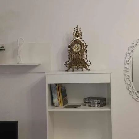 Apartment Charming Refuge In San Telmo